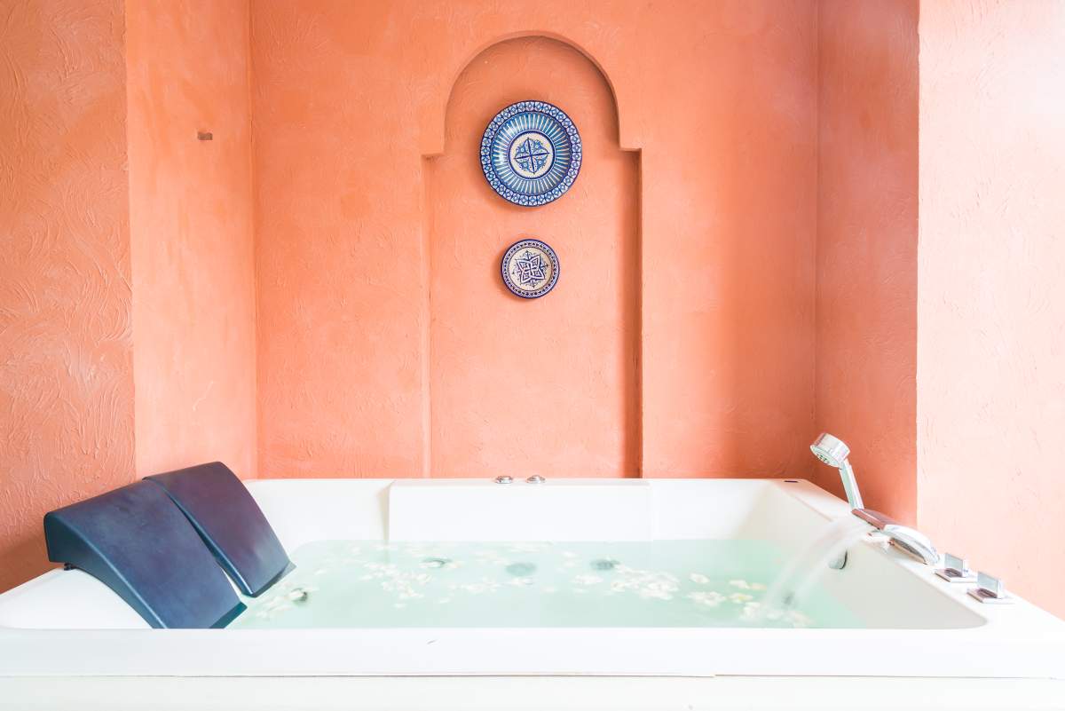Bathroom Terracotta